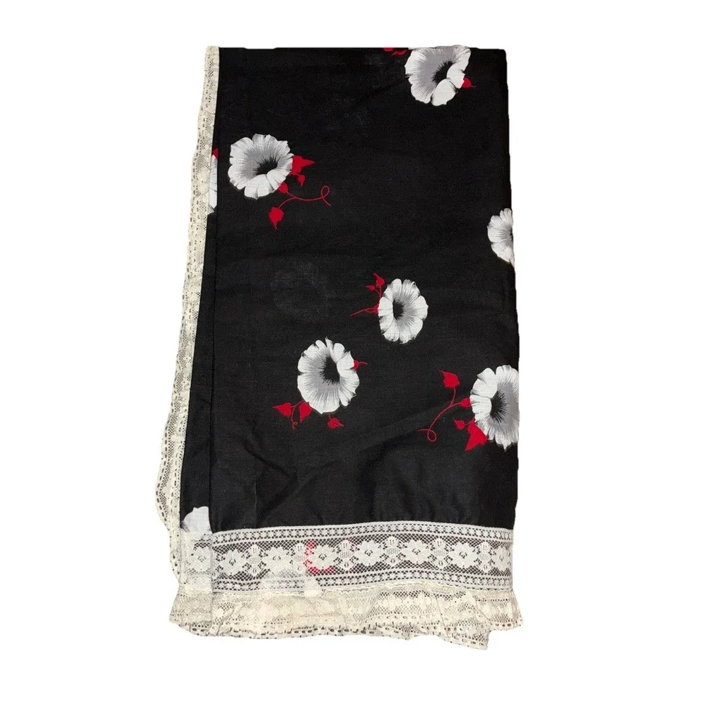 Table Cloth Black Floral Crochet Lace Trim Handmade White Poppy Flowers 96x46